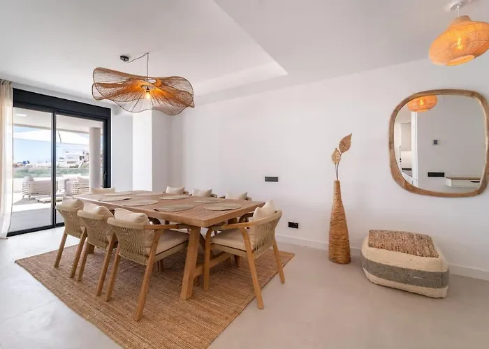 아파트 Medblue Vista Sea View Retreat 마르베야